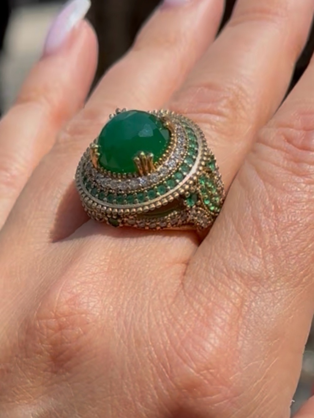 Vintage-Inspired Green Statement Ring